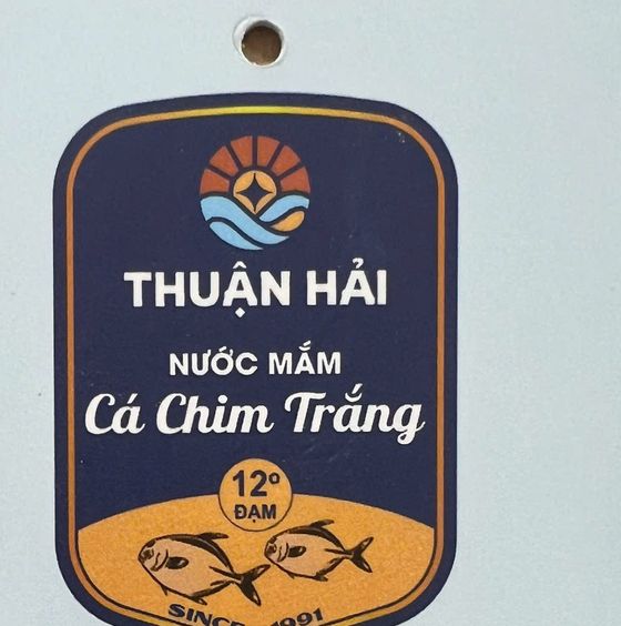 Nhãn nước mắm Cá Chim Trắng 12 độ đạm
